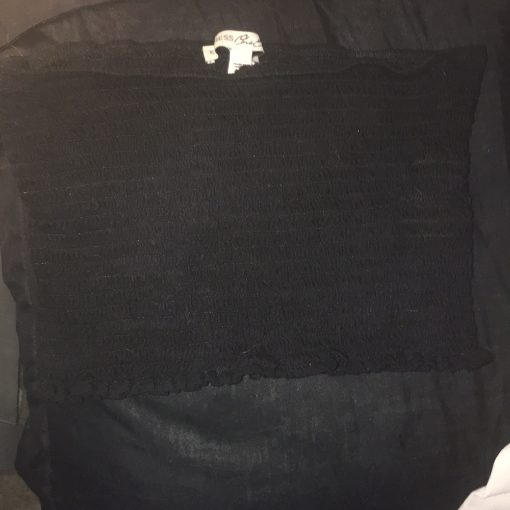 Crop top can be worn as a bathing suit/ crop top